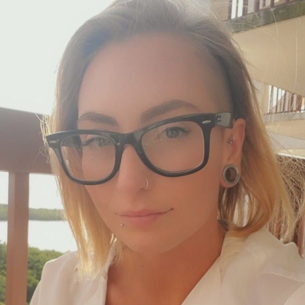 Meet your Posher, Amber
